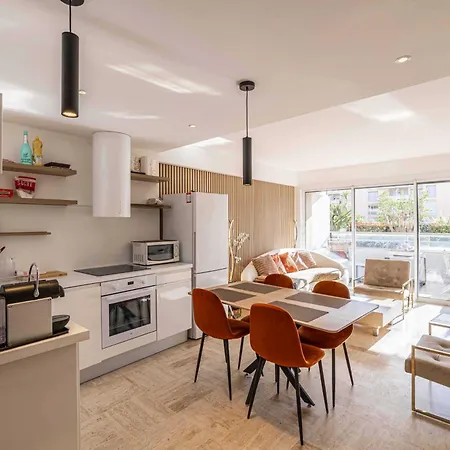 Appartement Charming On Boulevard Alexandre Iii *